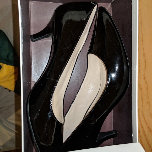 Shoes - Picture 3 of 5